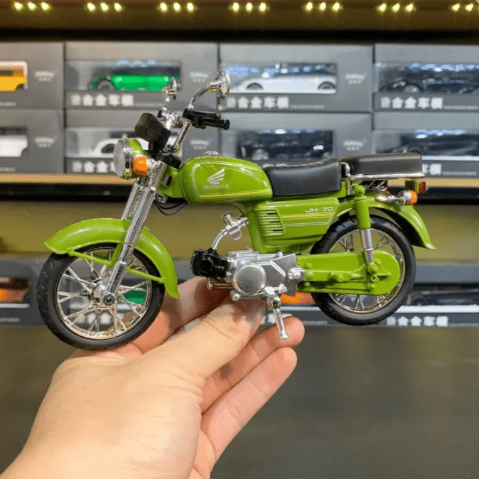 Honda 70 Bike Diecast Model Motorcycle - Toynix
