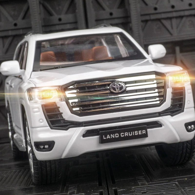 Diecast Toyota Land Cruiser LC300 - Toynix