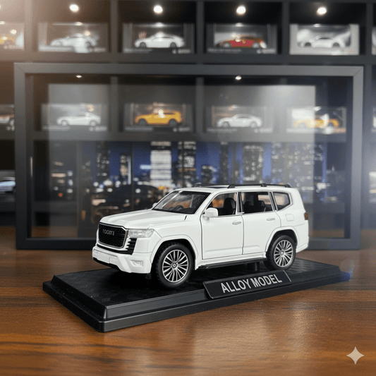 Land Cruiser Die Cast Model 1:28 - Toynix