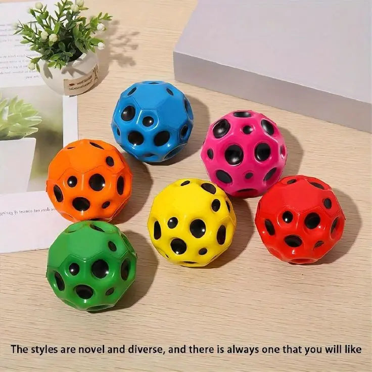 Bouncy Ball Anti-fall Moon Shape (Random Color) Toynix