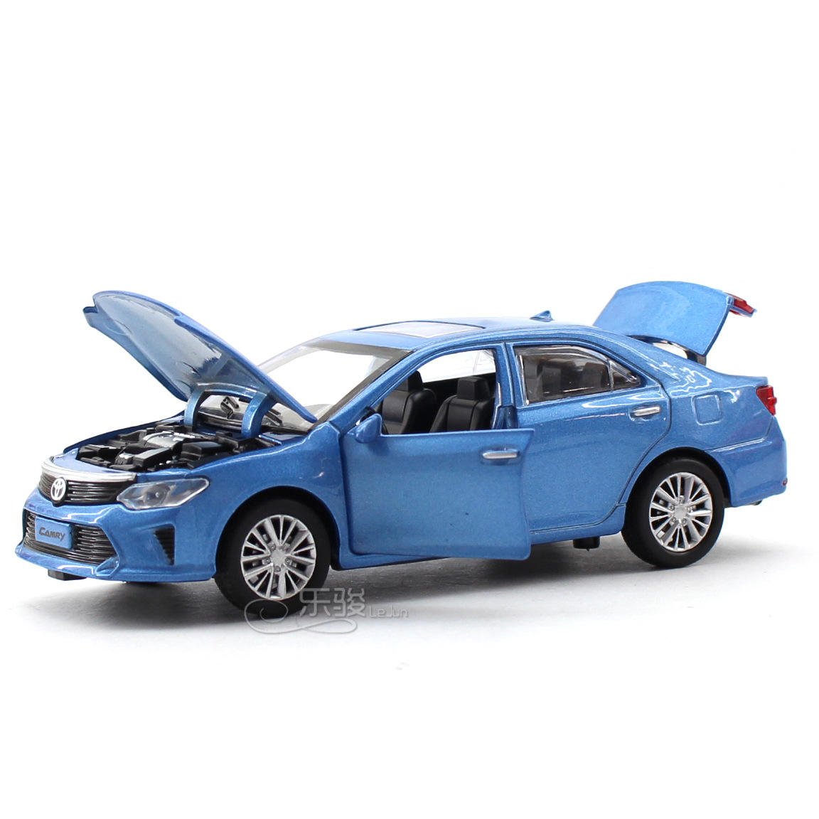 Toyota Camry Alloy Diecast Toy Car – Pull Back Metal Car for Kids in Pakistan - Toynix