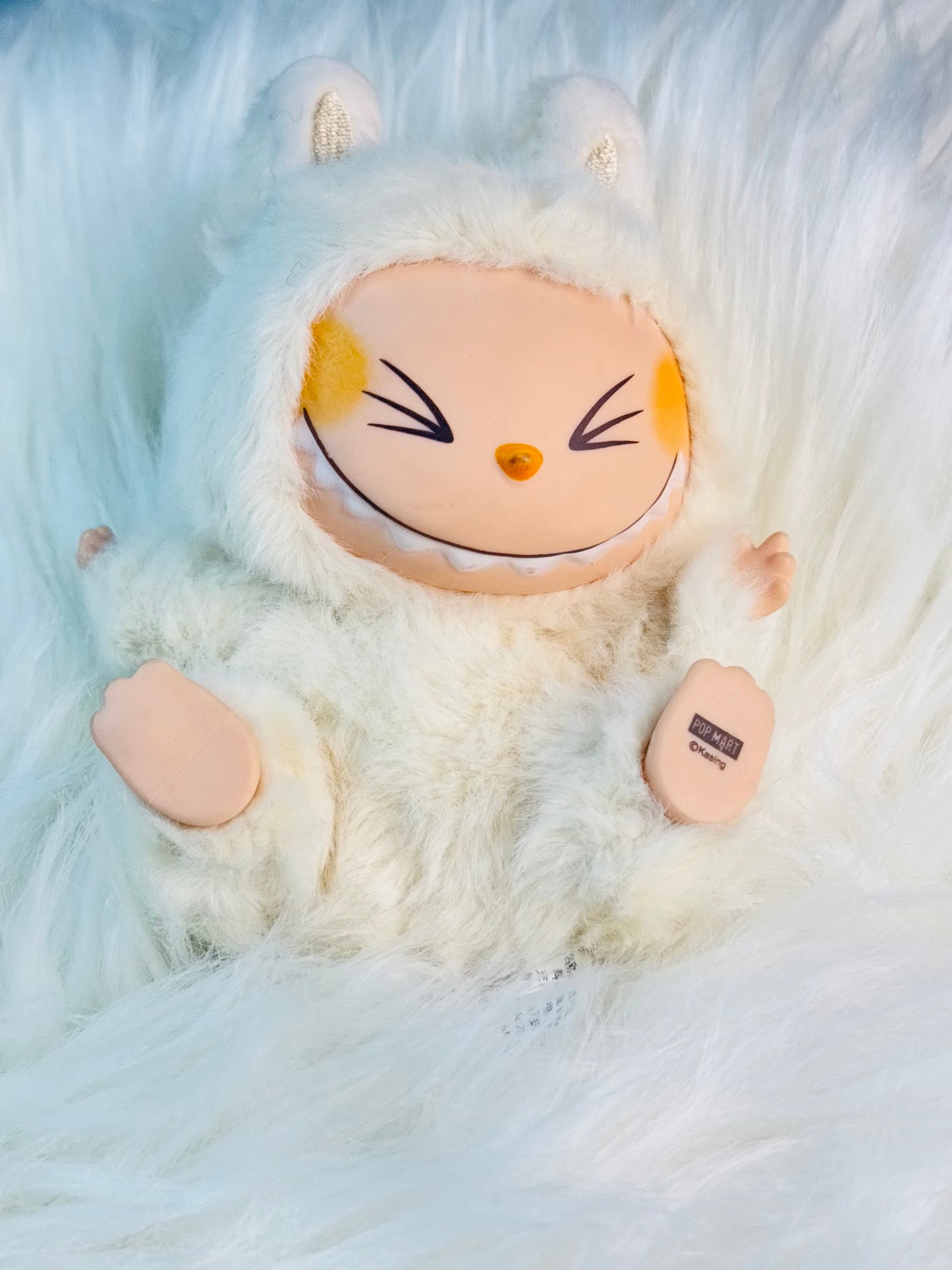 Labubu Have A Seat Monster Plush Keychain - 1 PC (SiSi White) - Toynix