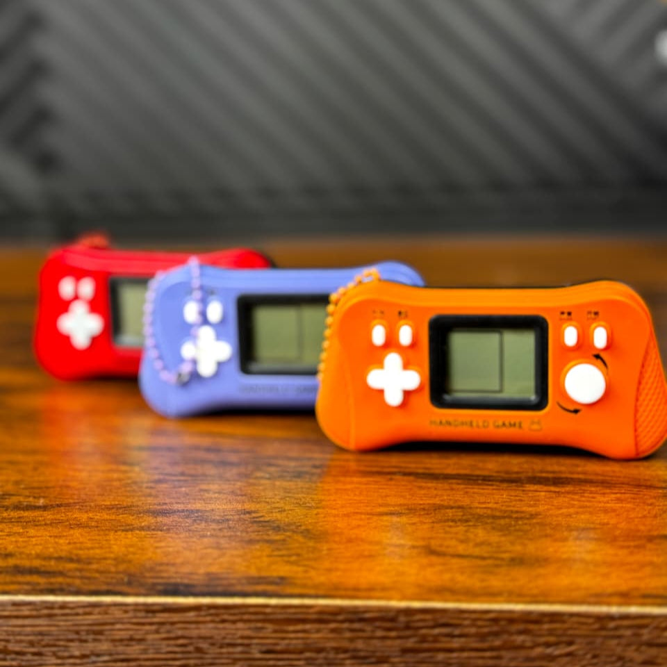 Portable Retro Tetris console Brick Game - Toynix