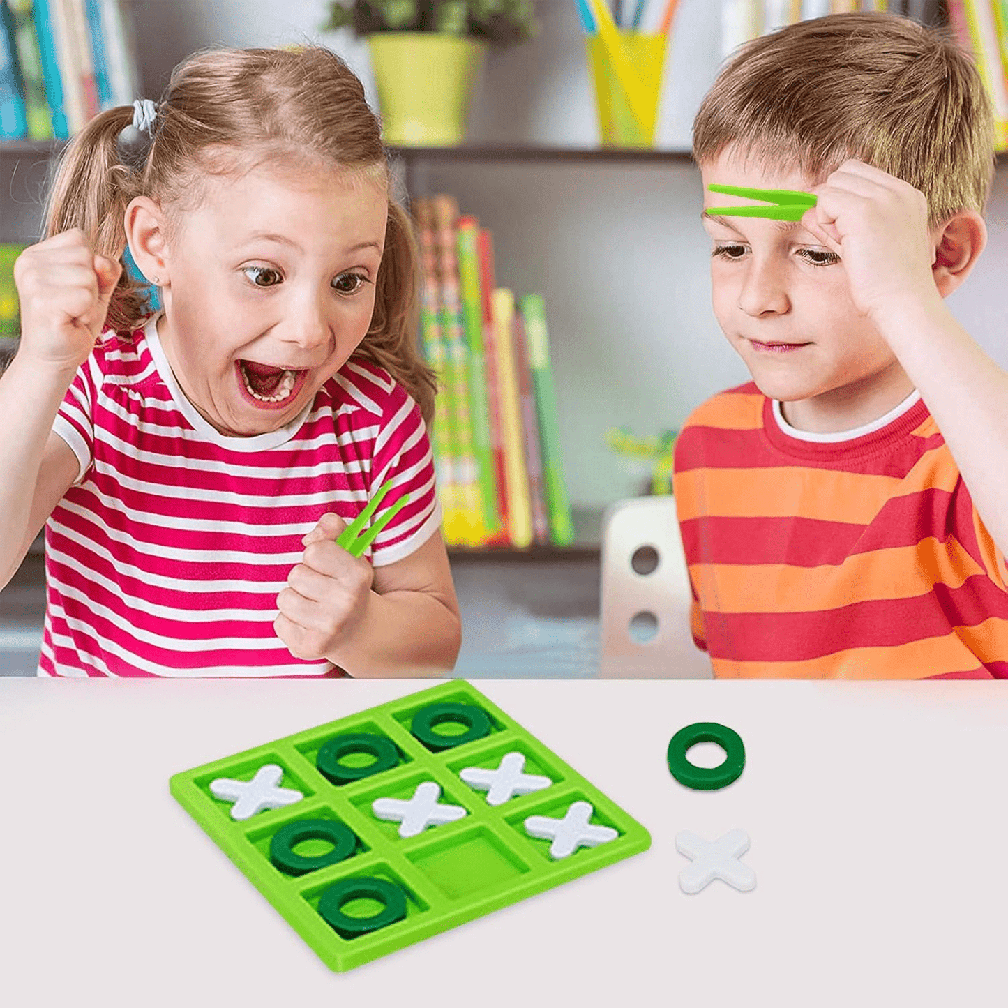 Tic Tac Toe Logic MINI Game (Random Characters) - Toynix